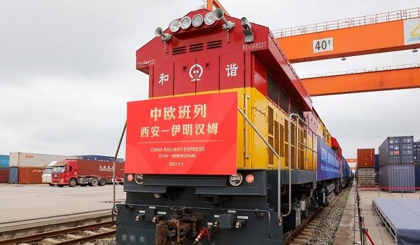 Shipping from China to Immingham, UK by freight train